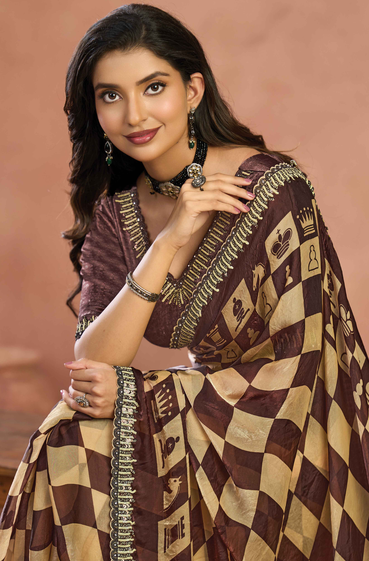 bandhej-royal-mirror-silk-saree-detailview
