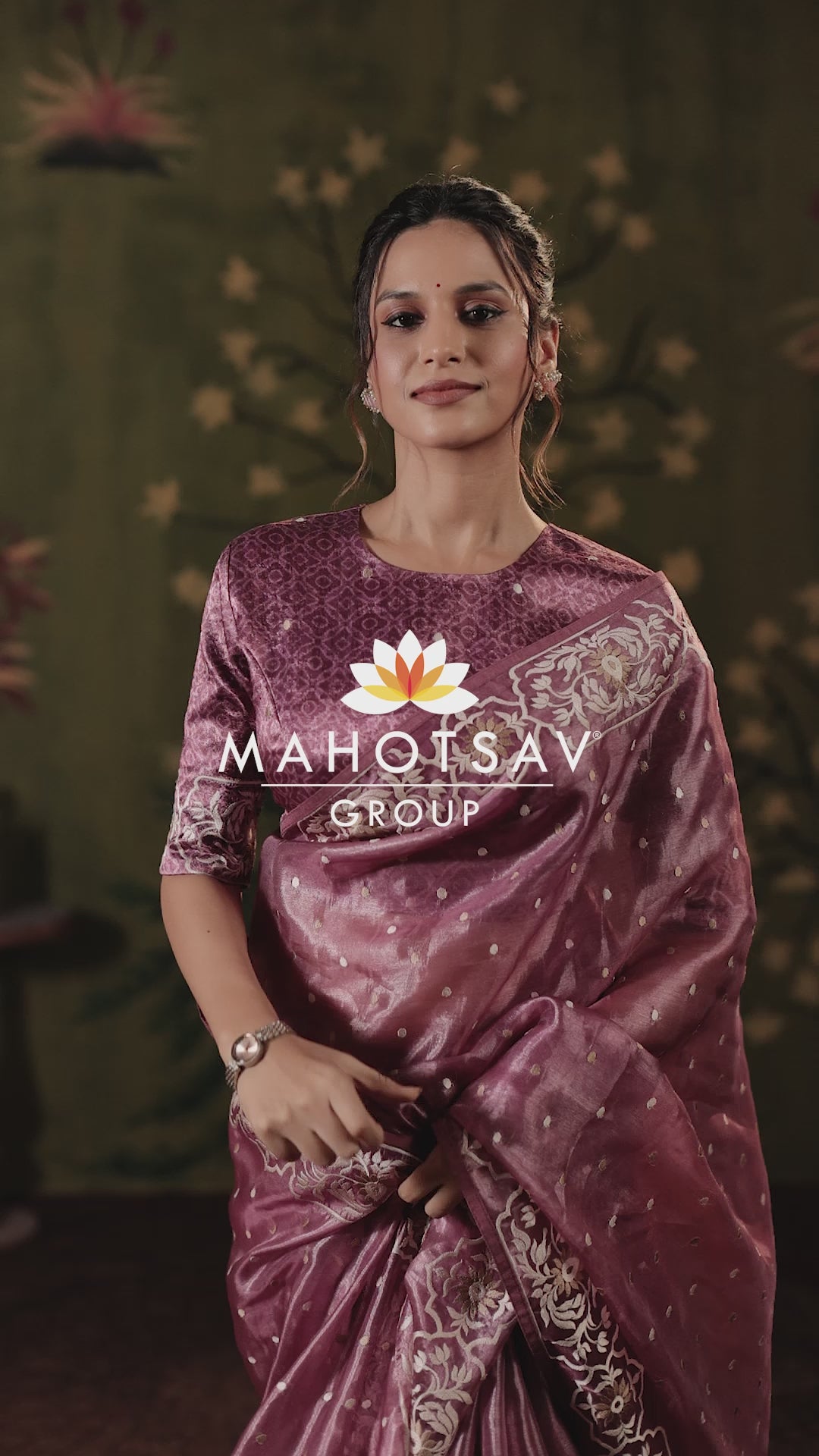 rooh-ruhi-embellished-saree-model-view